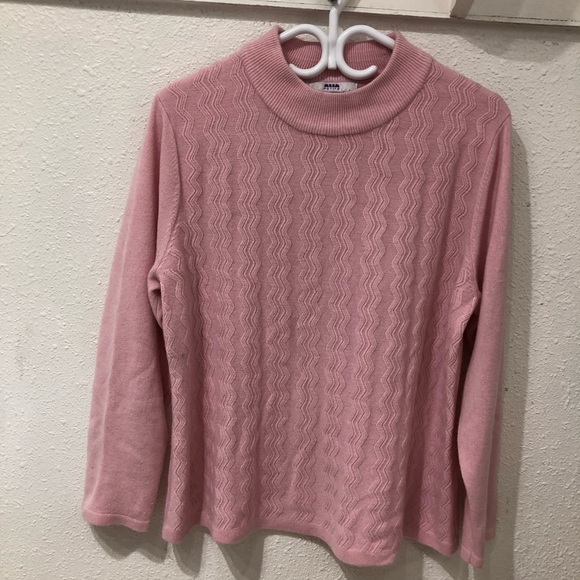 Fuzzy Soft Pink Sweater - Picture 6 of 6
